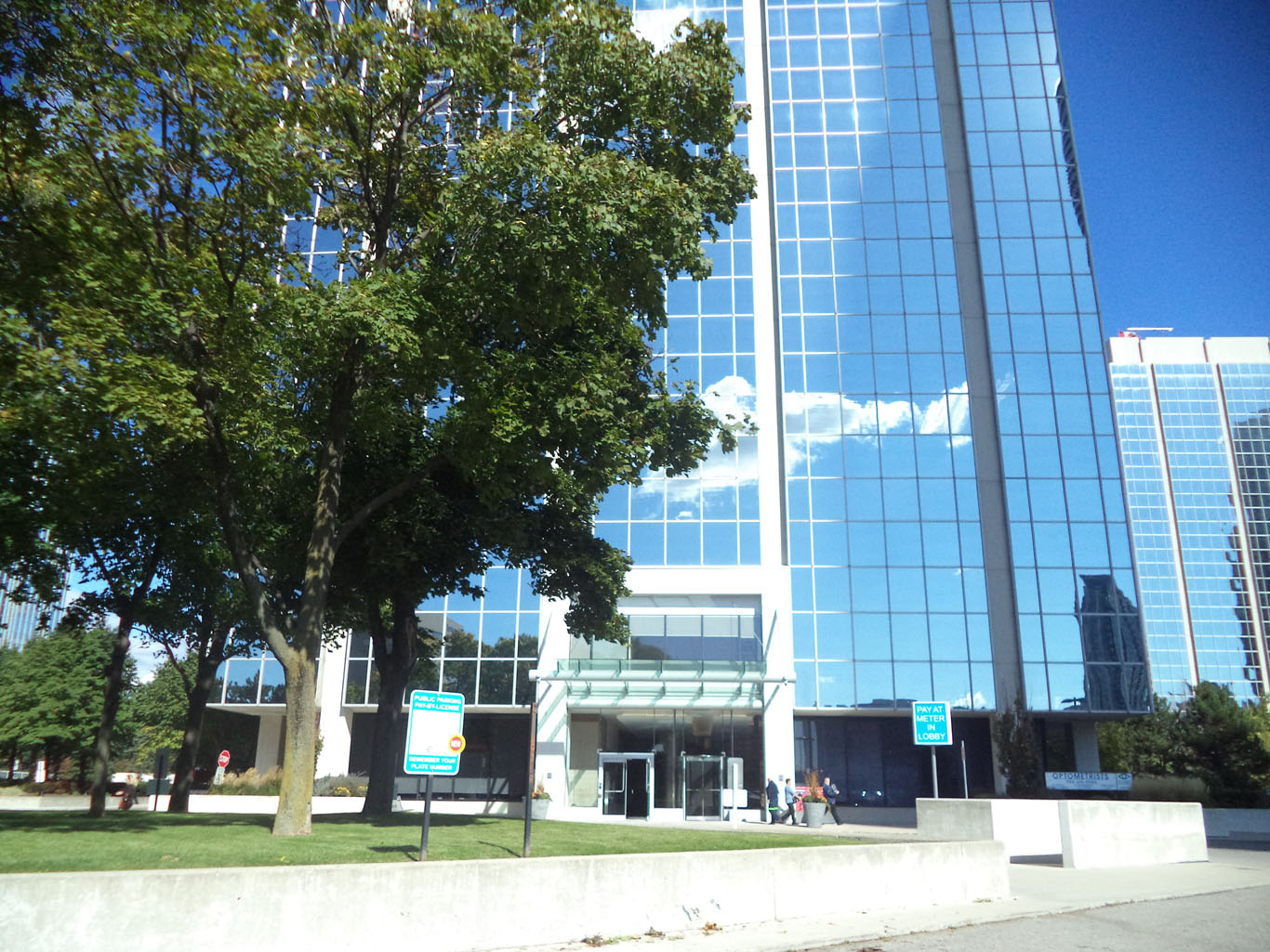 Auger Hollingsworth - Mississauga